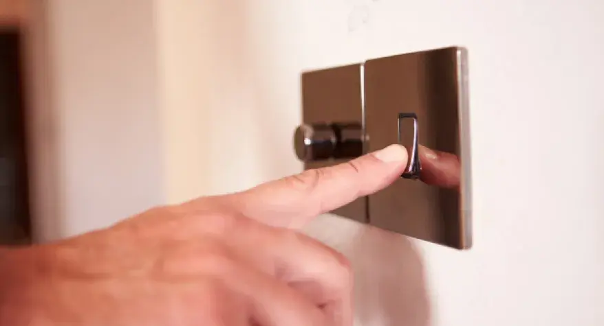 No Earth (CPC) on Your Lighting Circuit – What You Need to Know